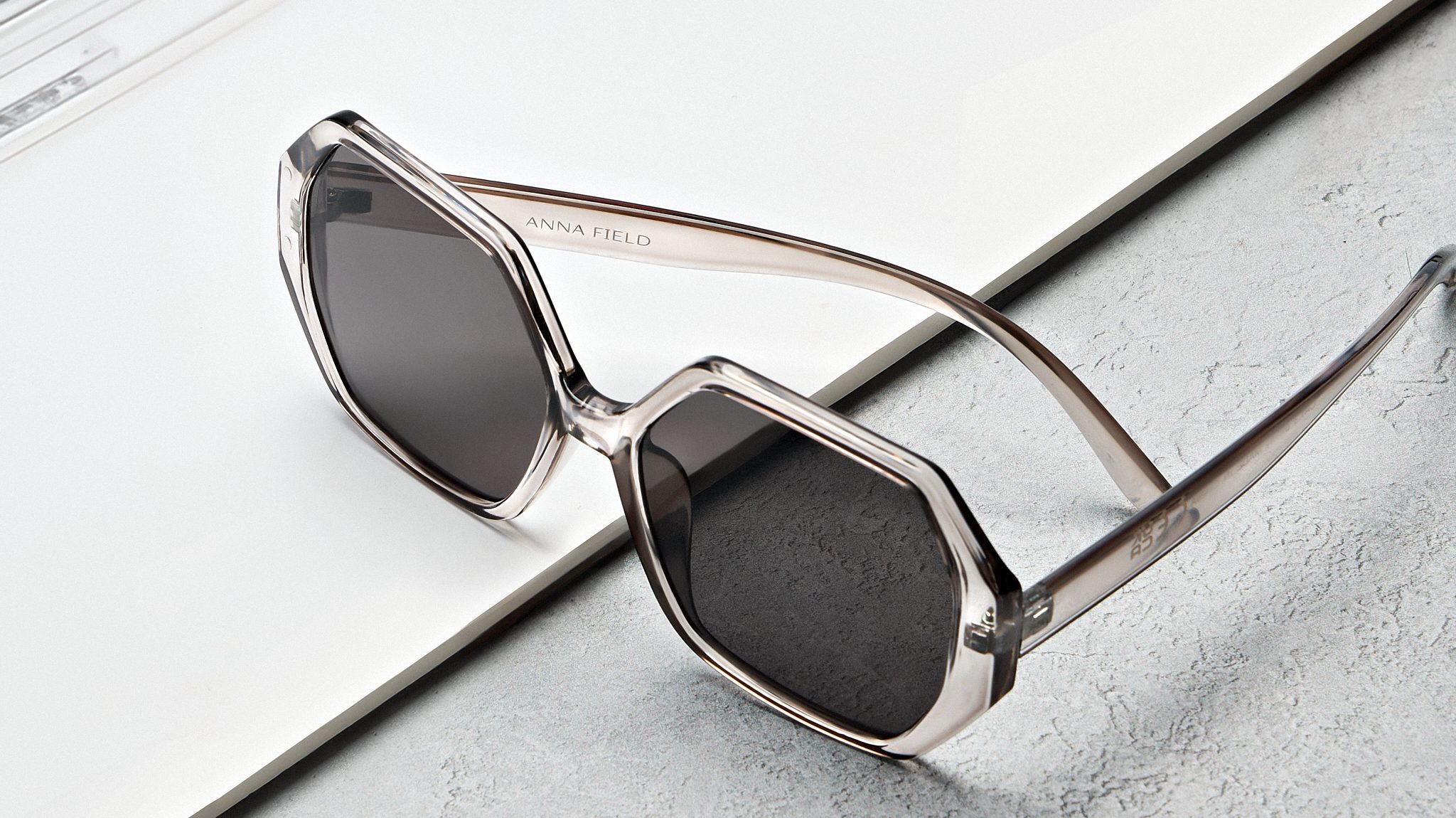 Arragierte werbebilder